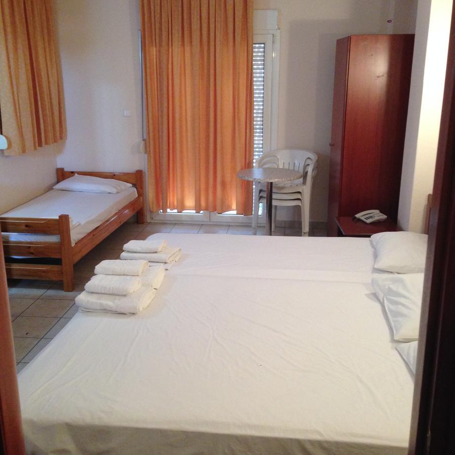 Hotel Akrogiali Korinós Dış mekan fotoğraf