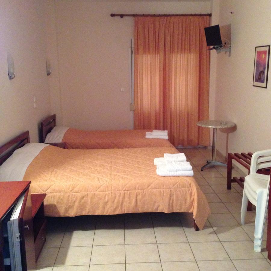 Hotel Akrogiali Korinós Dış mekan fotoğraf