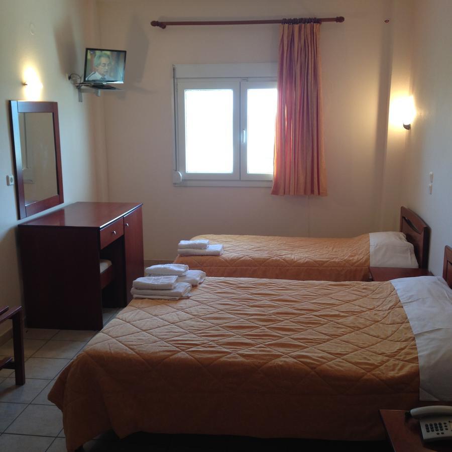 Hotel Akrogiali Korinós Dış mekan fotoğraf