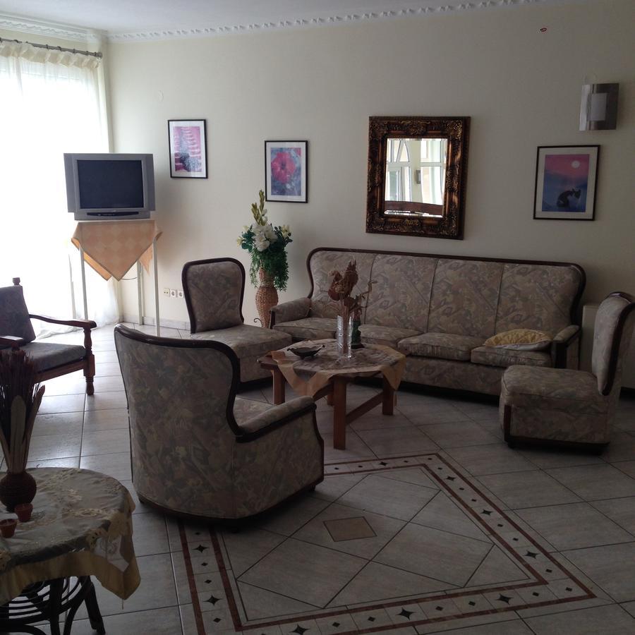 Hotel Akrogiali Korinós Dış mekan fotoğraf