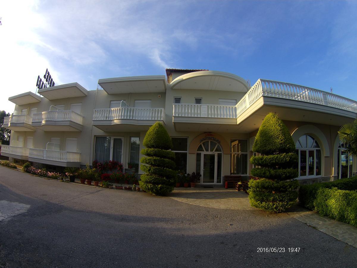 Hotel Akrogiali Korinós Dış mekan fotoğraf