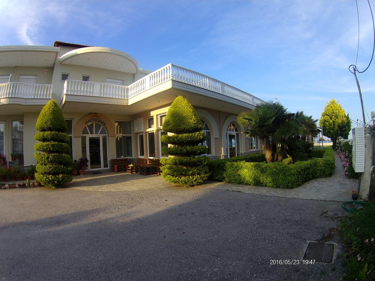 Hotel Akrogiali Korinós Dış mekan fotoğraf