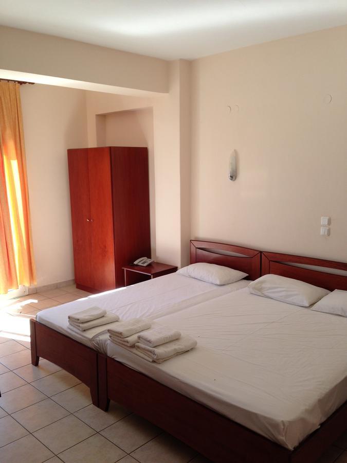 Hotel Akrogiali Korinós Dış mekan fotoğraf