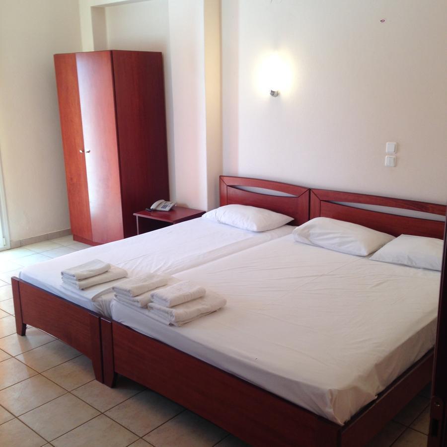 Hotel Akrogiali Korinós Dış mekan fotoğraf