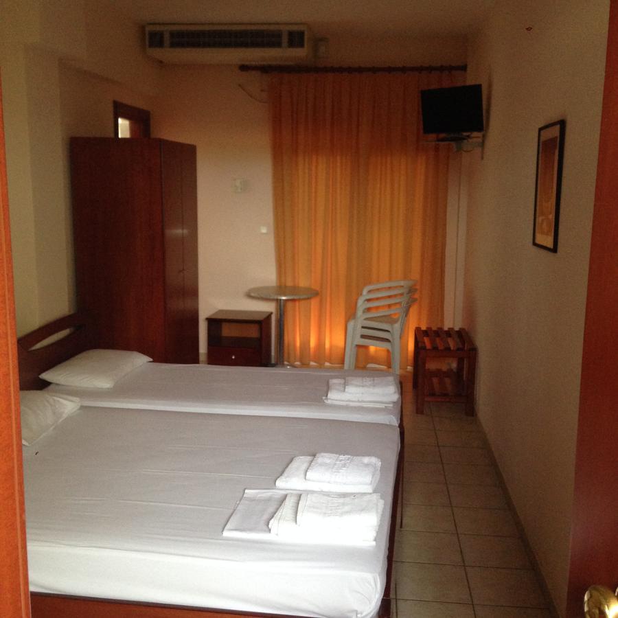 Hotel Akrogiali Korinós Dış mekan fotoğraf